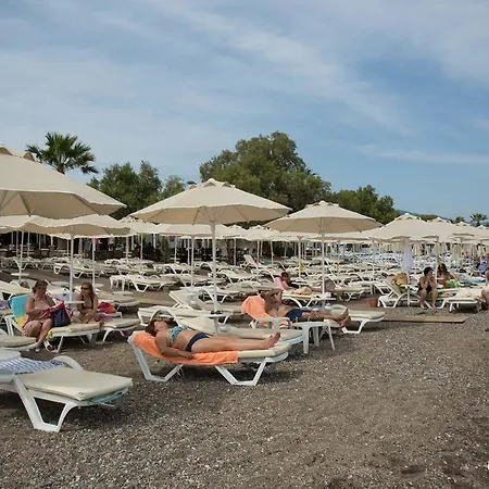 Viras Hotel 3*