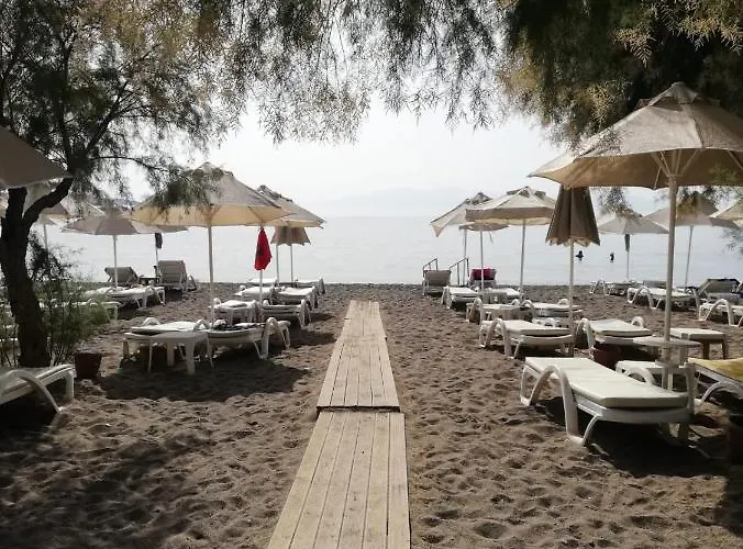 Viras Hotel 3*