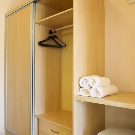 Hotel Viras
