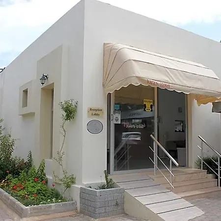 Viras Hotel 3*