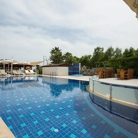 Hotel Viras